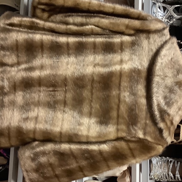 Rachel Zoe Faux Mink Jacket Size Small - Picture 2 of 3